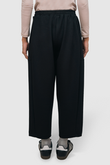 Nomi Barrel Sport Pants Olahraga - Black