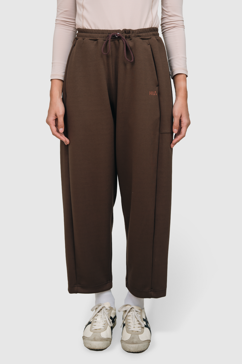 Nomi Barrel Sport Pants Olahraga - Brown