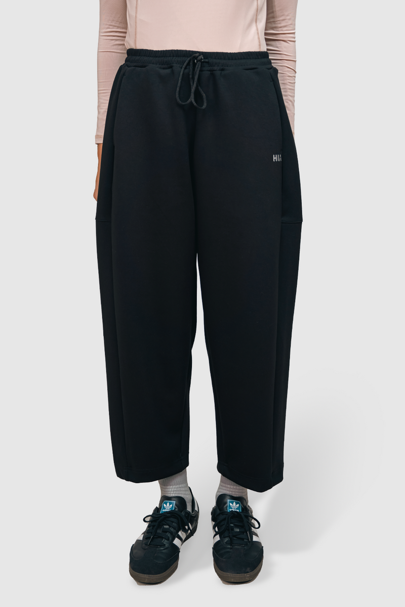 Nomi Barrel Sport Pants Olahraga - Black