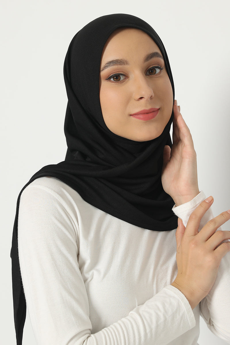 Ameera Hijab - Black